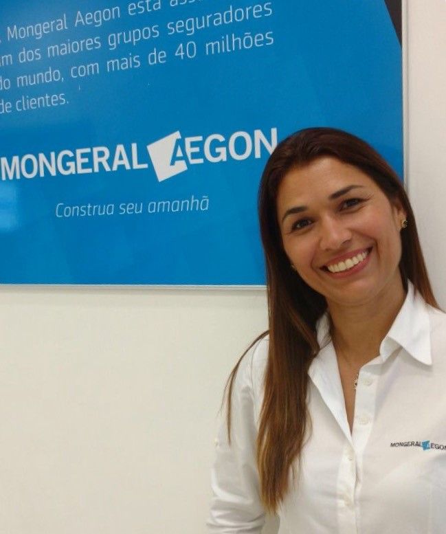 Fabiana Perdiz Souza Superintendente Comercial Amazonas 