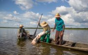 Pescadores se mobilizam em Brasília contra o fim do seguro defeso