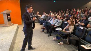 CAPEMISA realiza palestra sobre educação financeira com o consultor José Edson Cunha