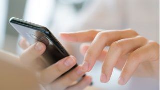 Paraná tem 100 casos de roubo e furto de celular por dia; contratação de seguro para aparelhos cresce